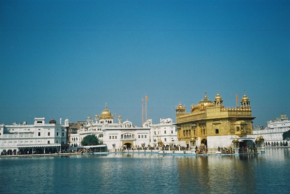 The Golden Temple in Amritsar - An amazing place to visit in India