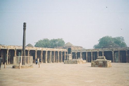 Sightseeing in Delhi - Dave's Travel Pages
