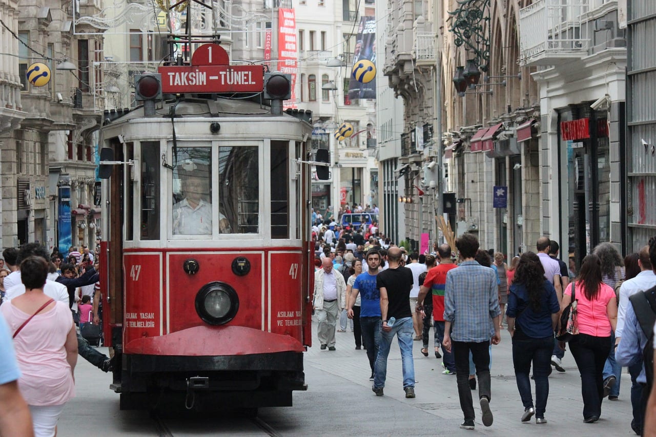 Cycling into Istanbul