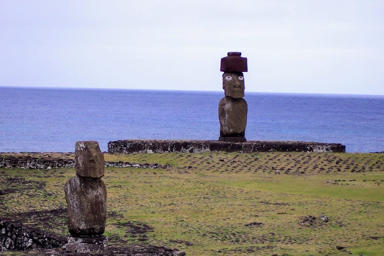 Hanga Roa Easter Island Statue