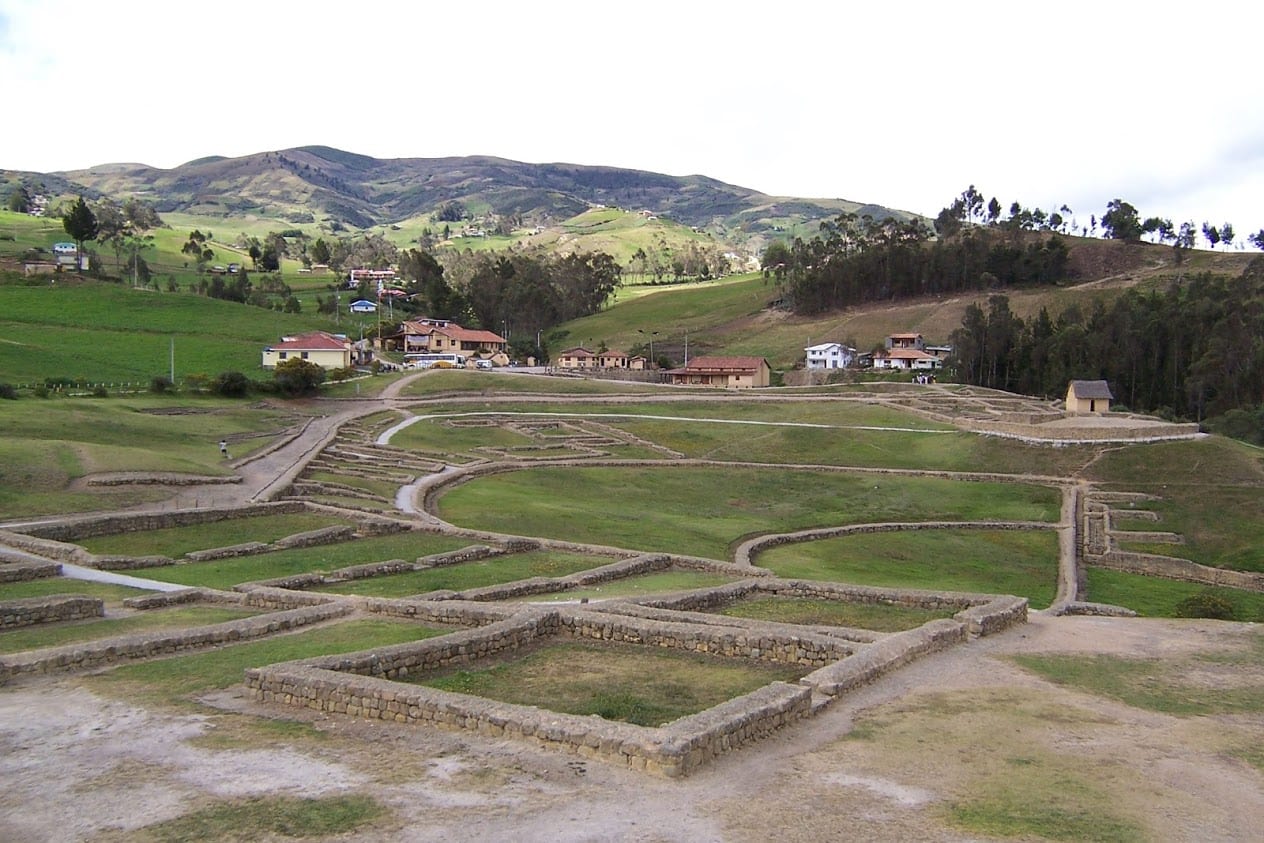 Visiting Ingapirca in Ecuador