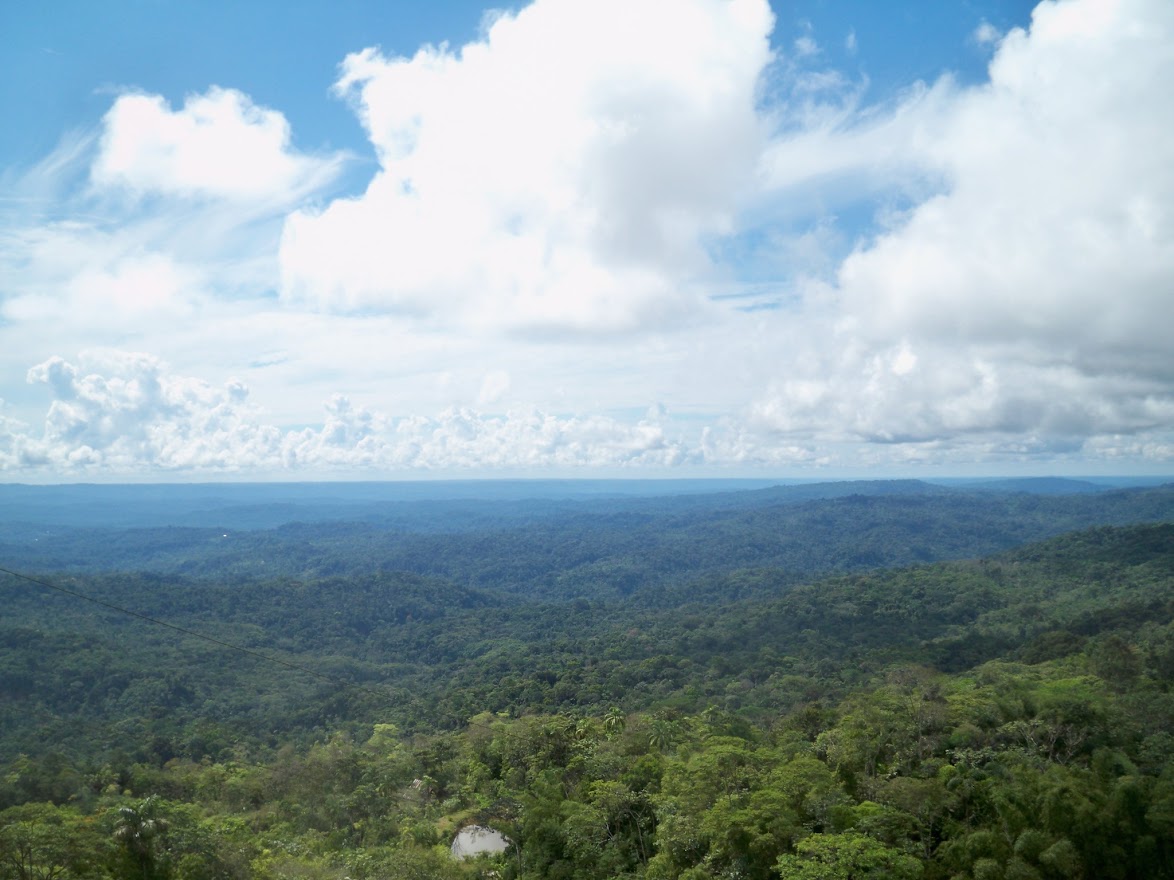 Cycling from Puyo to Macas in Ecuador
