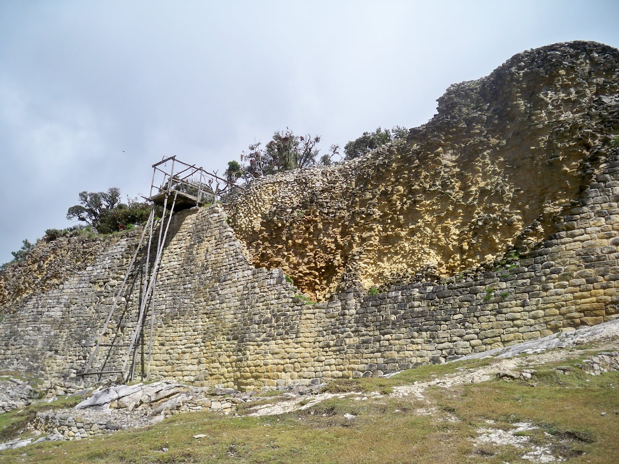The defensive wall of Kuelap