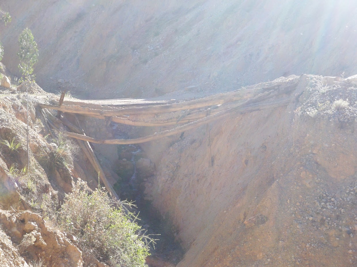 The condition of some bridges in Peru was questionable!