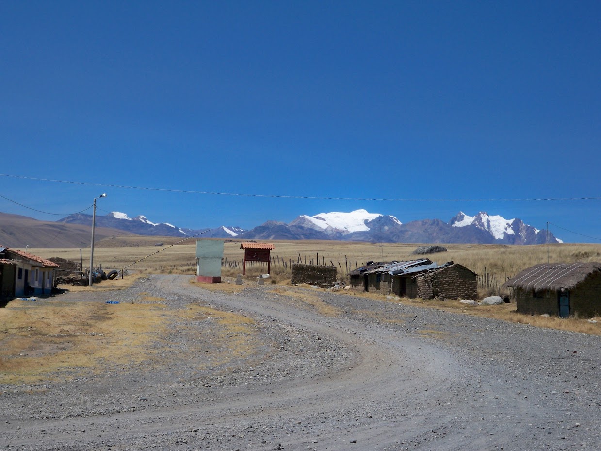 cycling out of huraz peru