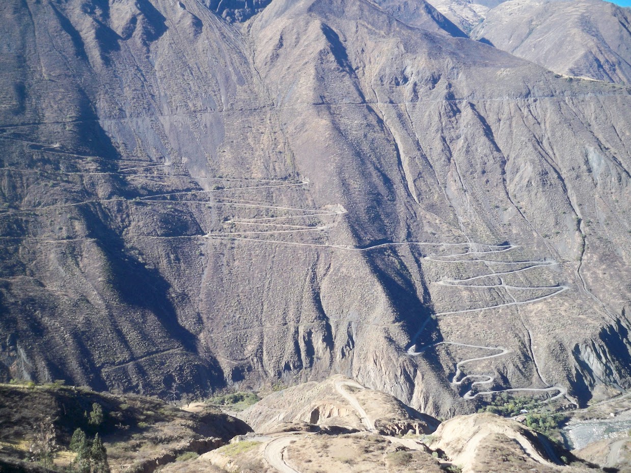 Dave Briggs Cycling from Mollepata in Peru