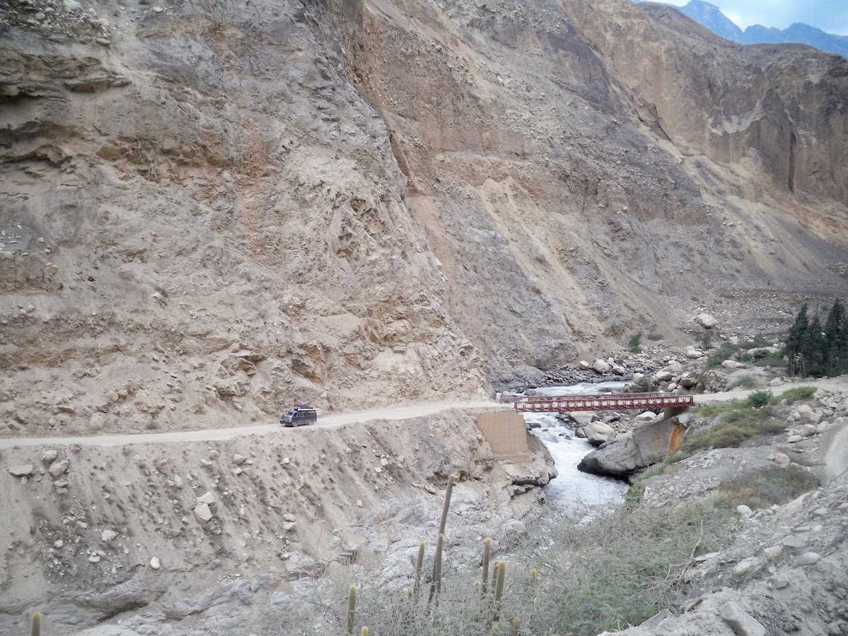 A road in Peru when cycling
