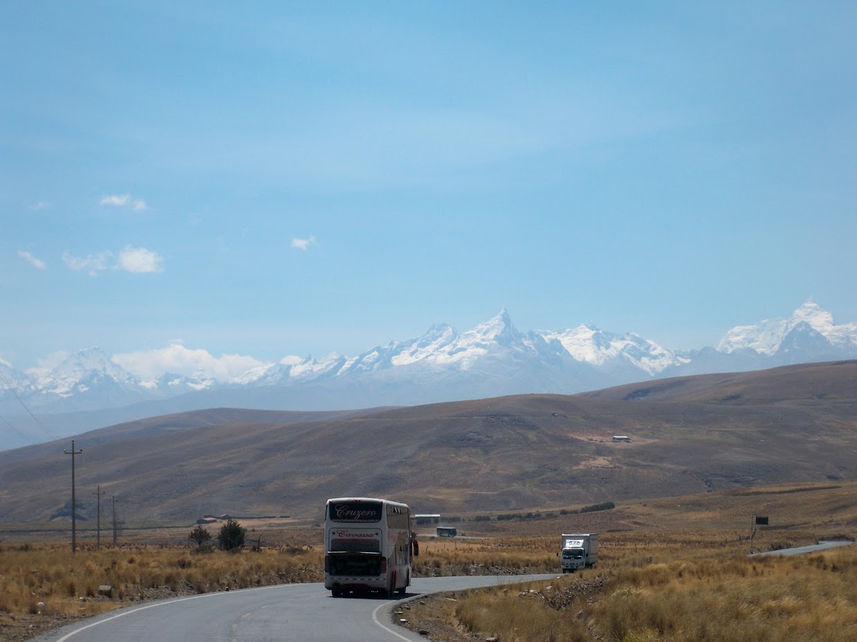 the road cycling out of huraz peru
