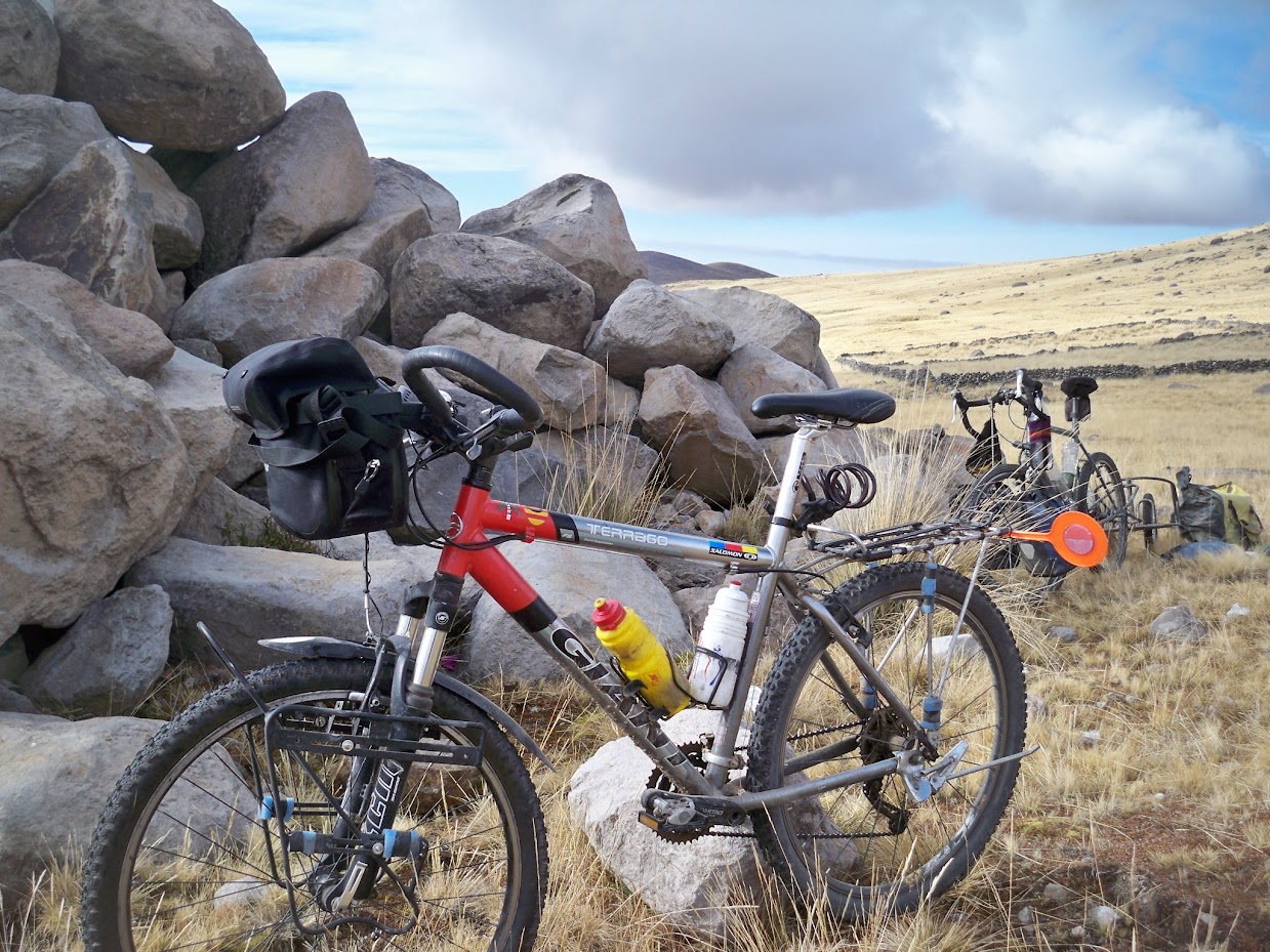 Touring bicycles in Peru