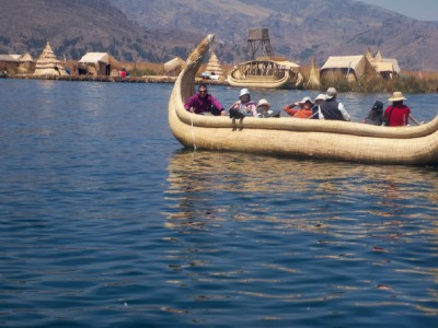 Uros Island raft