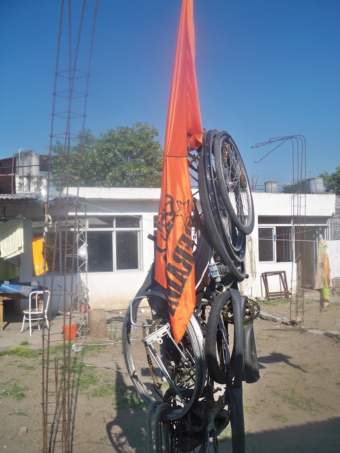 Cyclists totem pole in Salta, Argentina
