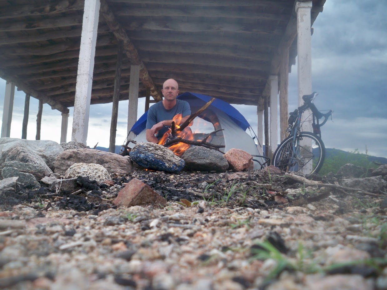 Wild camping near Pituil in Argentina