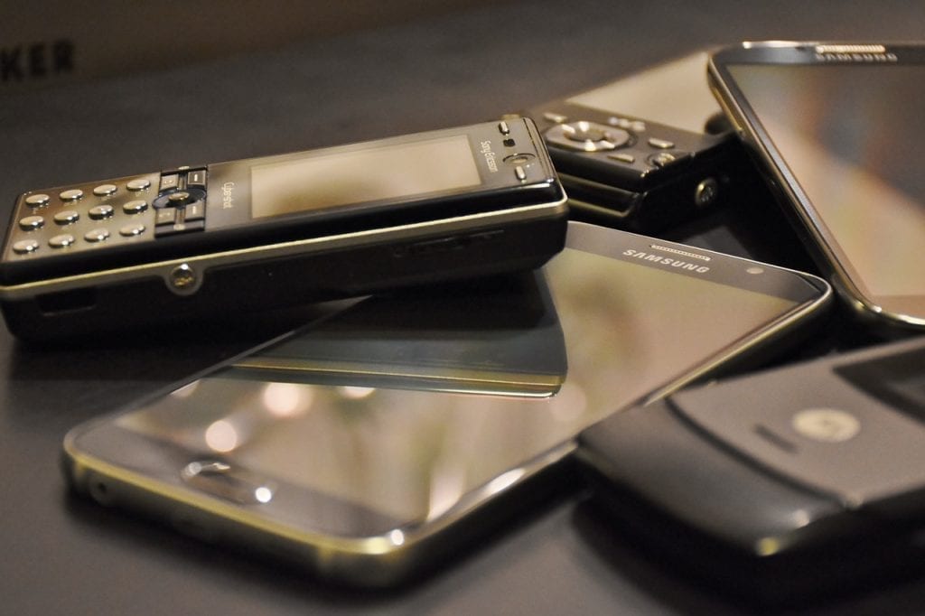 An easy to follow guide on How to Transfer Contacts from Samsung to Samsung via Bluetooth