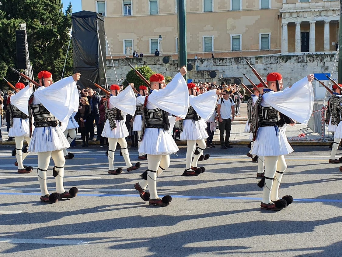 Sunday guard changing in athens