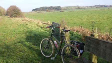 Stanforth Kibo Expedition Bicycle - 26 Inch Wheel Steel Frame Touring Bike