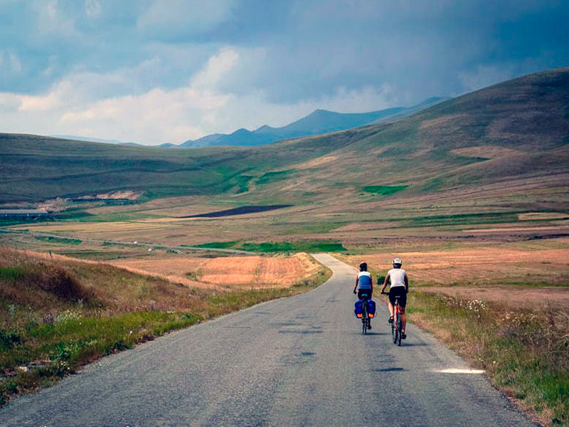 Cycling routes in Armenia - Inspiring your travel adventures with Dave's Travel Pages