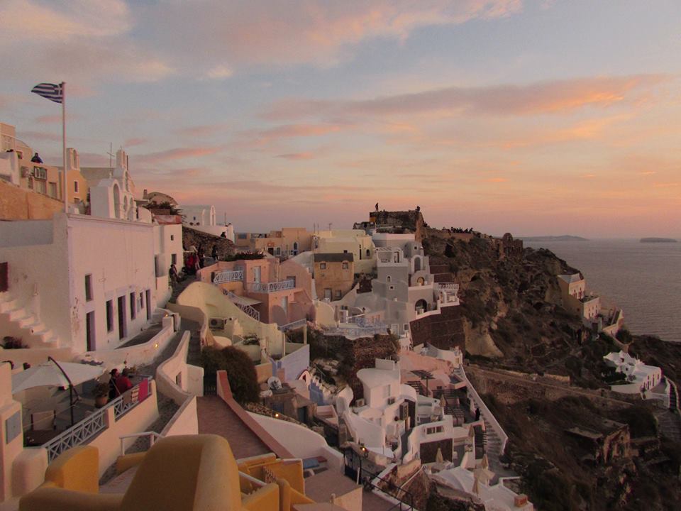 What to do in Santorini