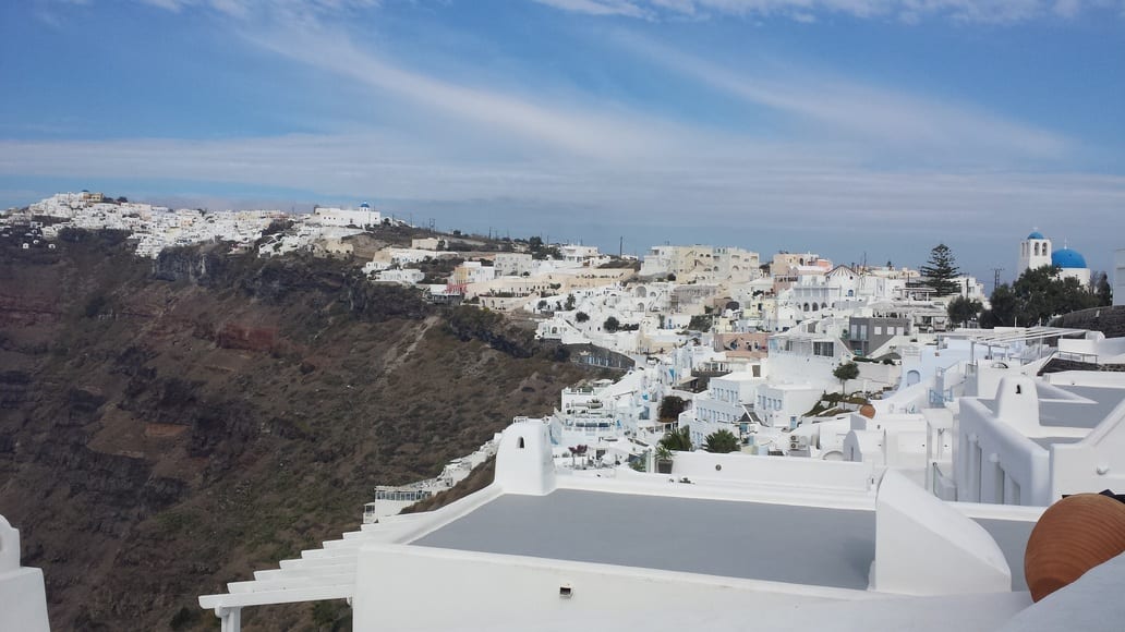Walking from Fira to Oia in Santorini. The hiking trail takes you through 4 important villages.