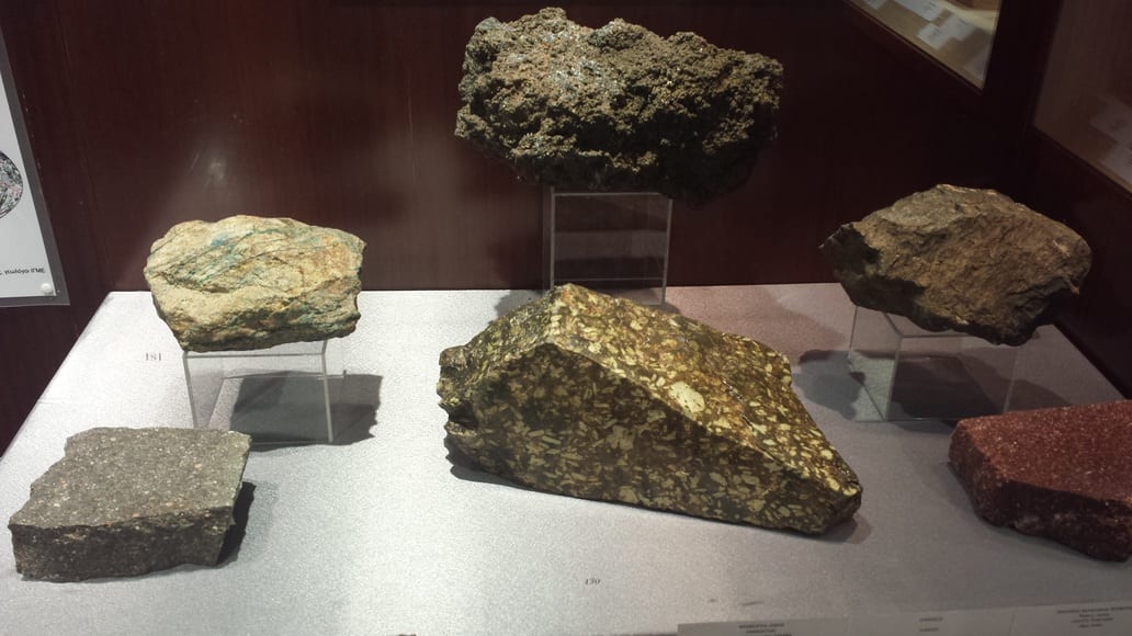 FROM ZEUS TO EARTH AND FROM CHILE TO NEAPOLIS - An temporary exhibition at the Jewelry Museum in Athens by Kostas Manakoswas