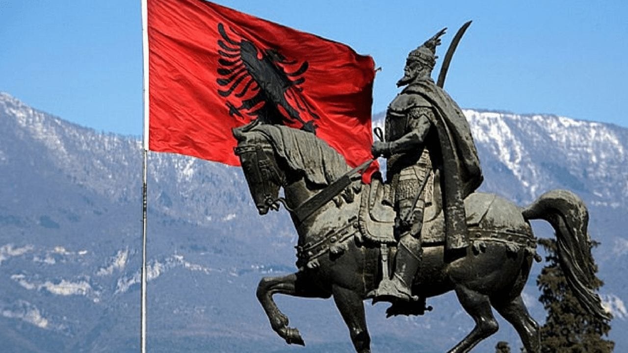 What to do in Tirana Albania