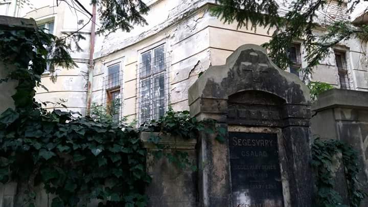 Eerie cemetery in Bratislava