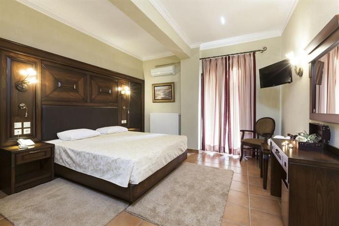 Stay near Meteora in the Dellas Boutique hotel
