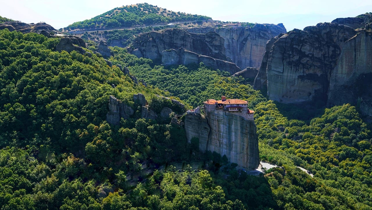 Stay in the hotels in Kalambaka, andyou'll have close access to the amazing sights of Meteora in Greece.