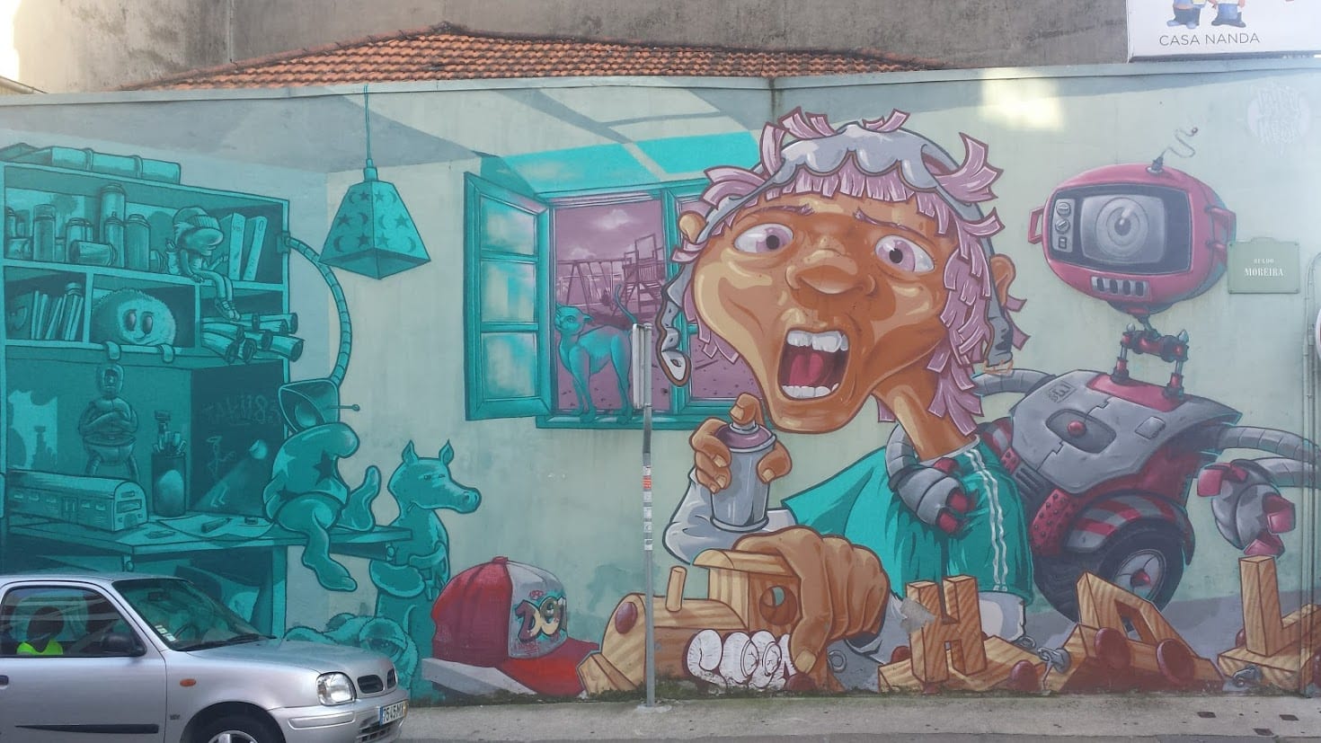 Street art and murals in Porto, Portugal
