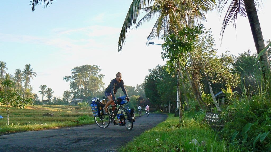 Efren shares his story about bicycle touring around the world