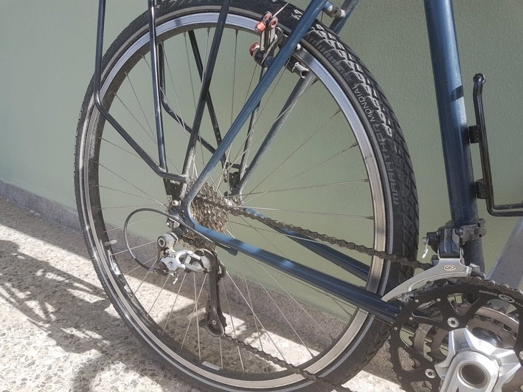 Rear wheel of the Stanforth Skyelander 700c steel touring bike