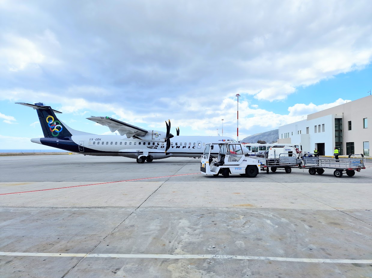 Olympic Airlines Athens to Santorini flight