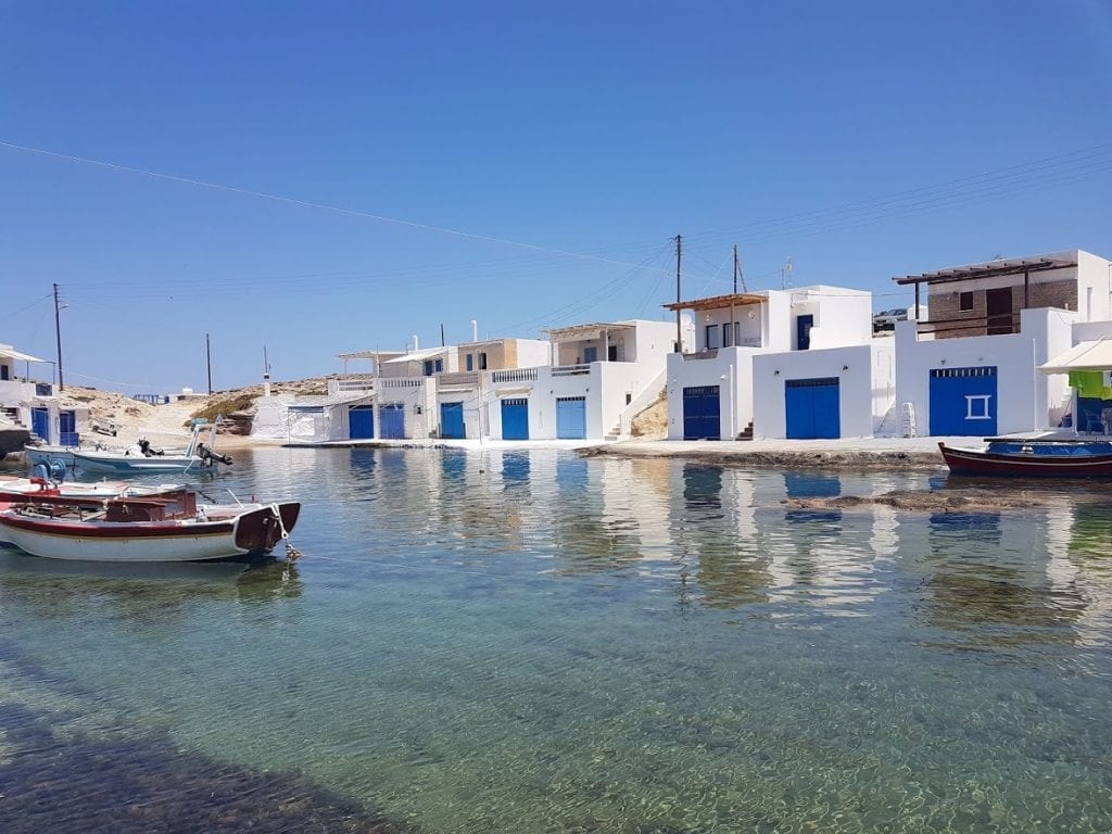A complete guide to the top 20 best things to do in Milos island Greece