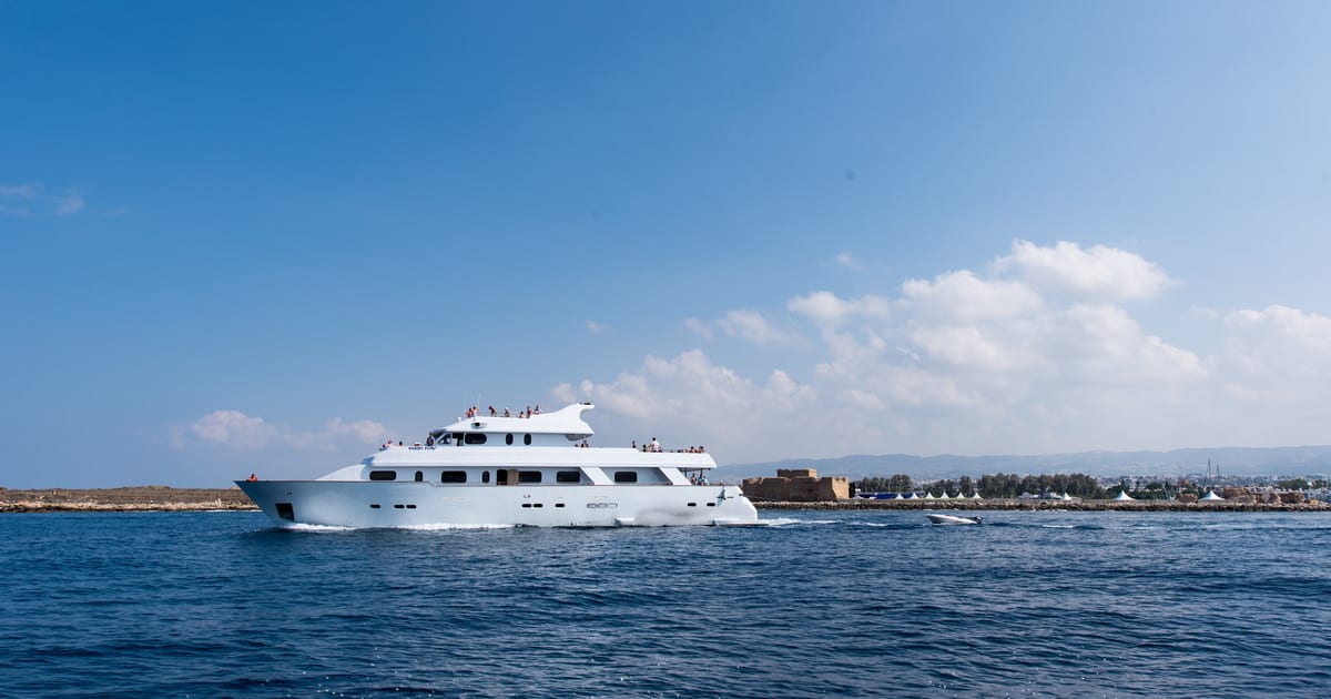 Paphos Boat Trips: 6-Hour Elite Adults-Only Cruise with Catering