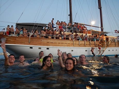 Malta: 5-Hour Lazy Pirate Boat Party with Drinks & Food
