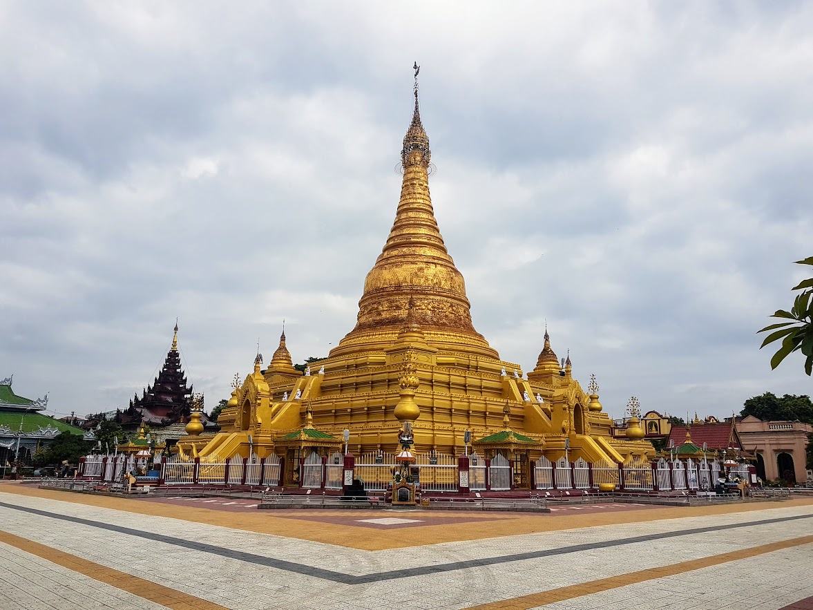 Ein Daw Yar Pagoda in Mandalay Myanmar