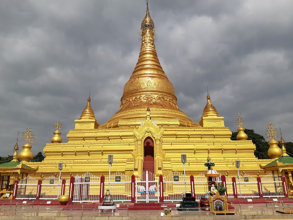 A travel guide to the best things to do in Mandalay Myanmar