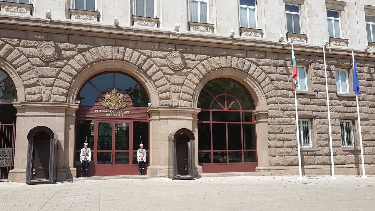 10. Presidential Guard outside Presidency Building