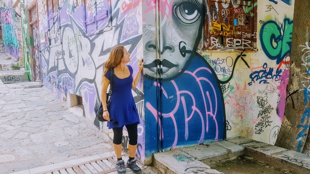 Getting under the surface of Athens and finding street art
