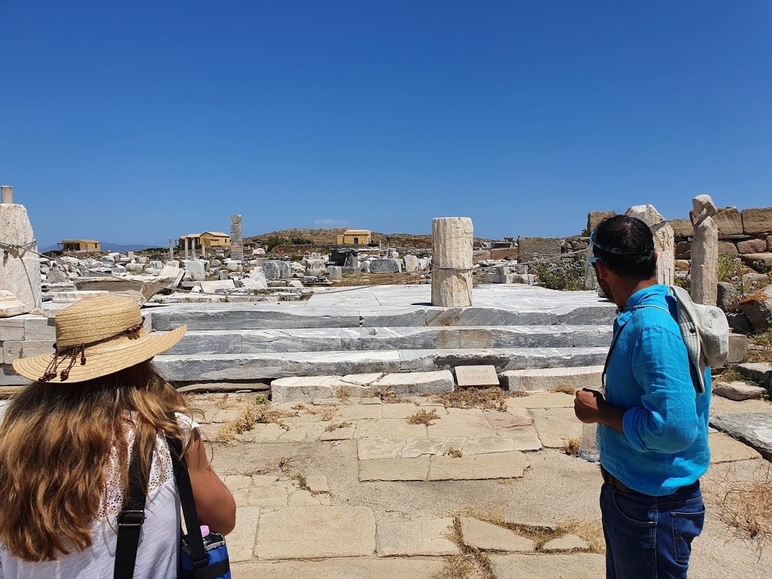 Tour of Delos in Greece