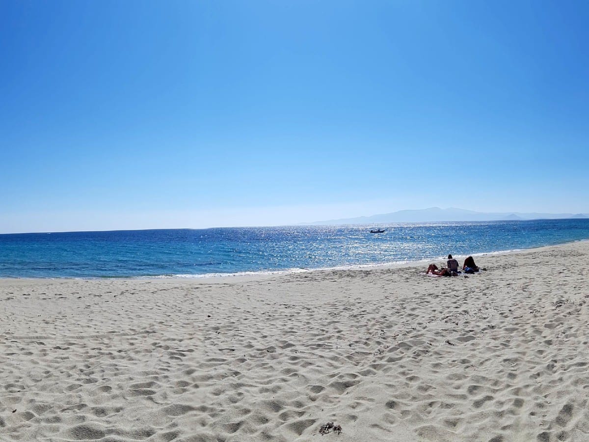 Mikro Vigla beach