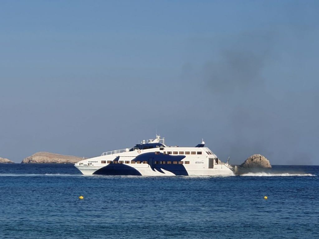 Taking the Folegandros ferry