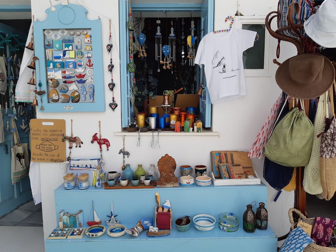 A tourist shop in Folegandros