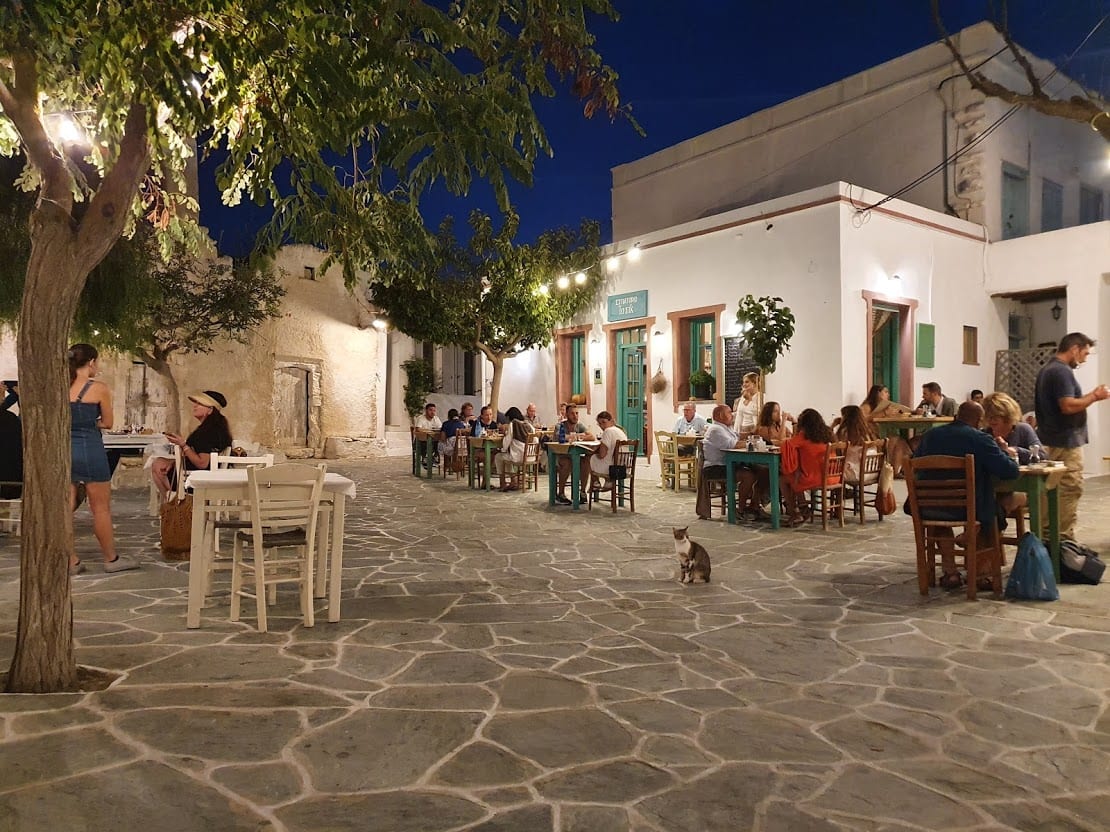 Eating out in Folegandros Greece