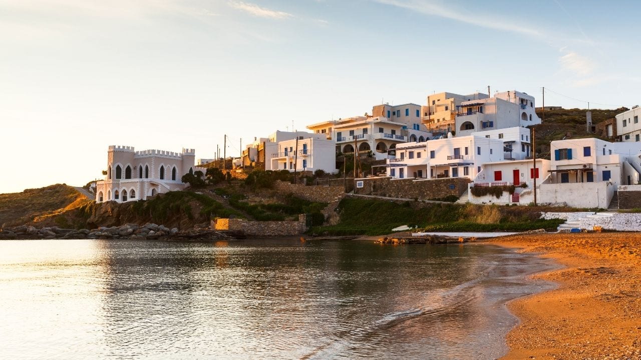 How to travel from Syros to Kythnos island in Greece