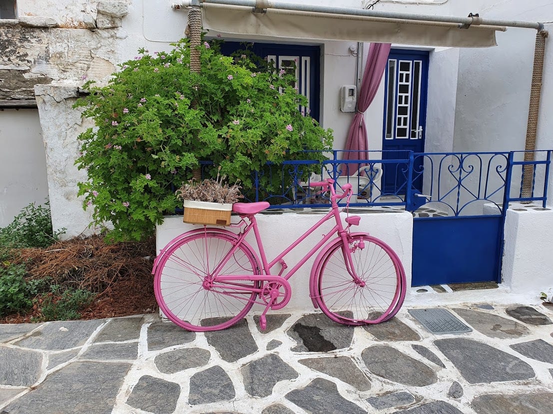 backstreets in Parikia
