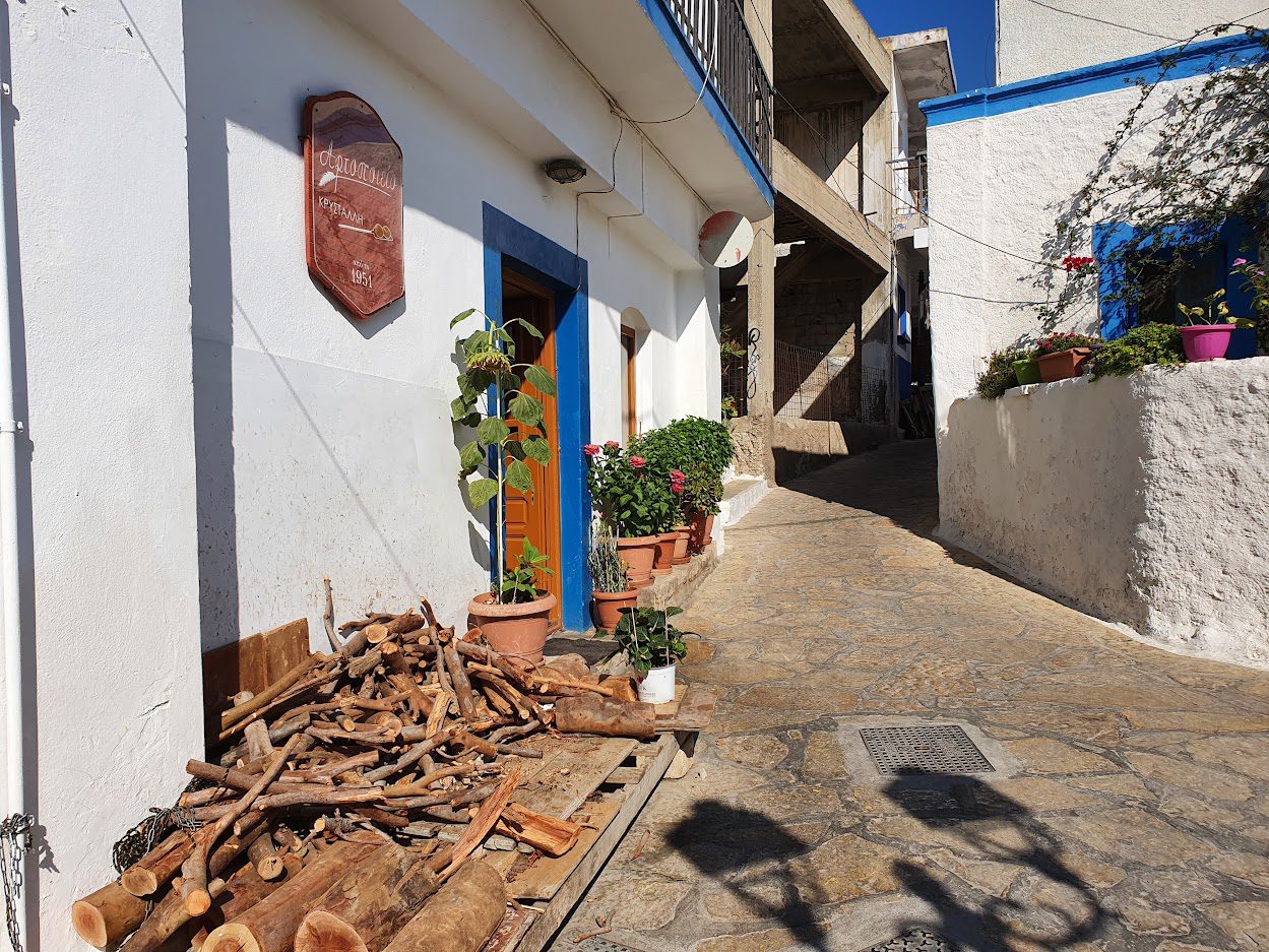 Walking the alleyways in Lipsi