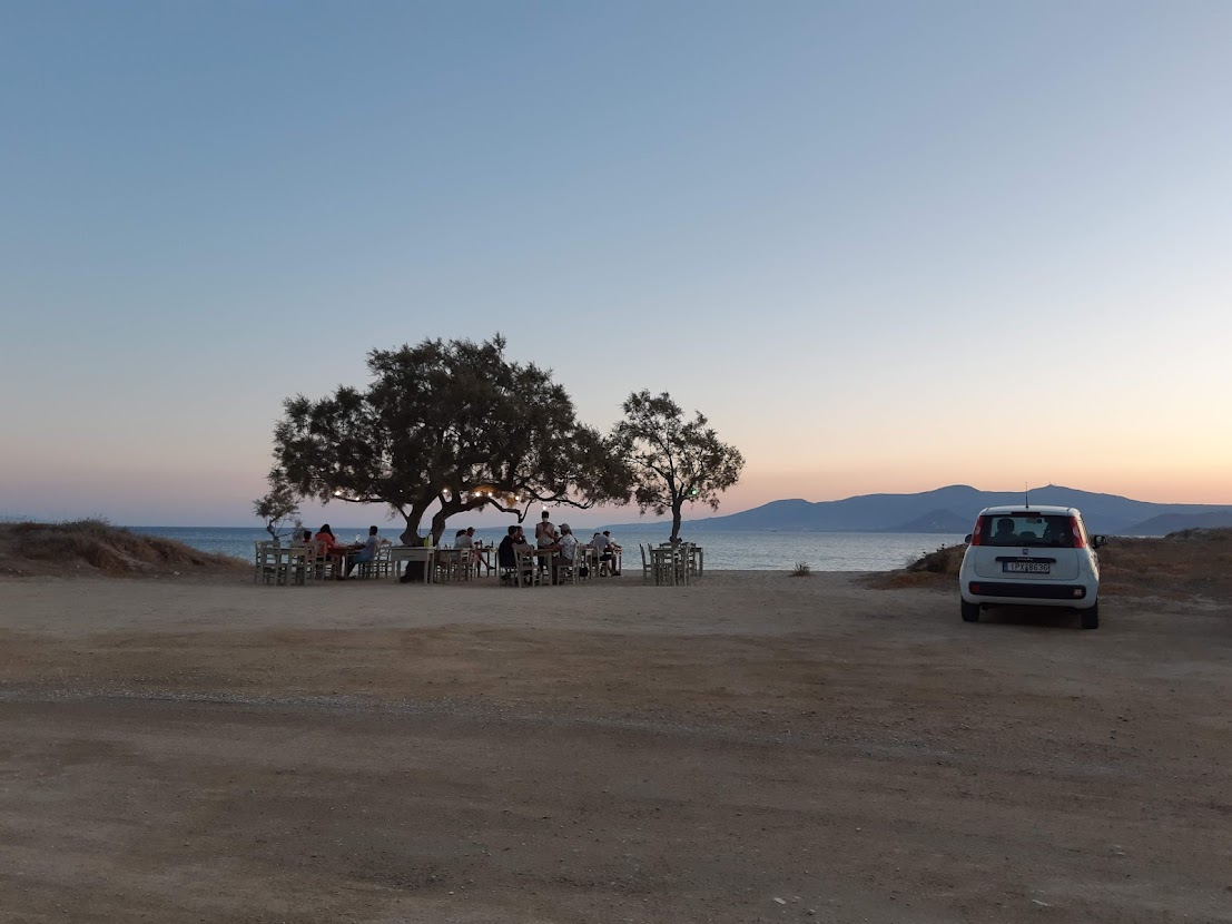 You can stop where you want when traveling by car