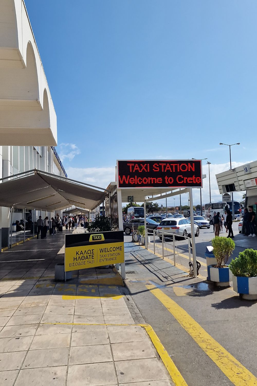 heraklion airport taxi station