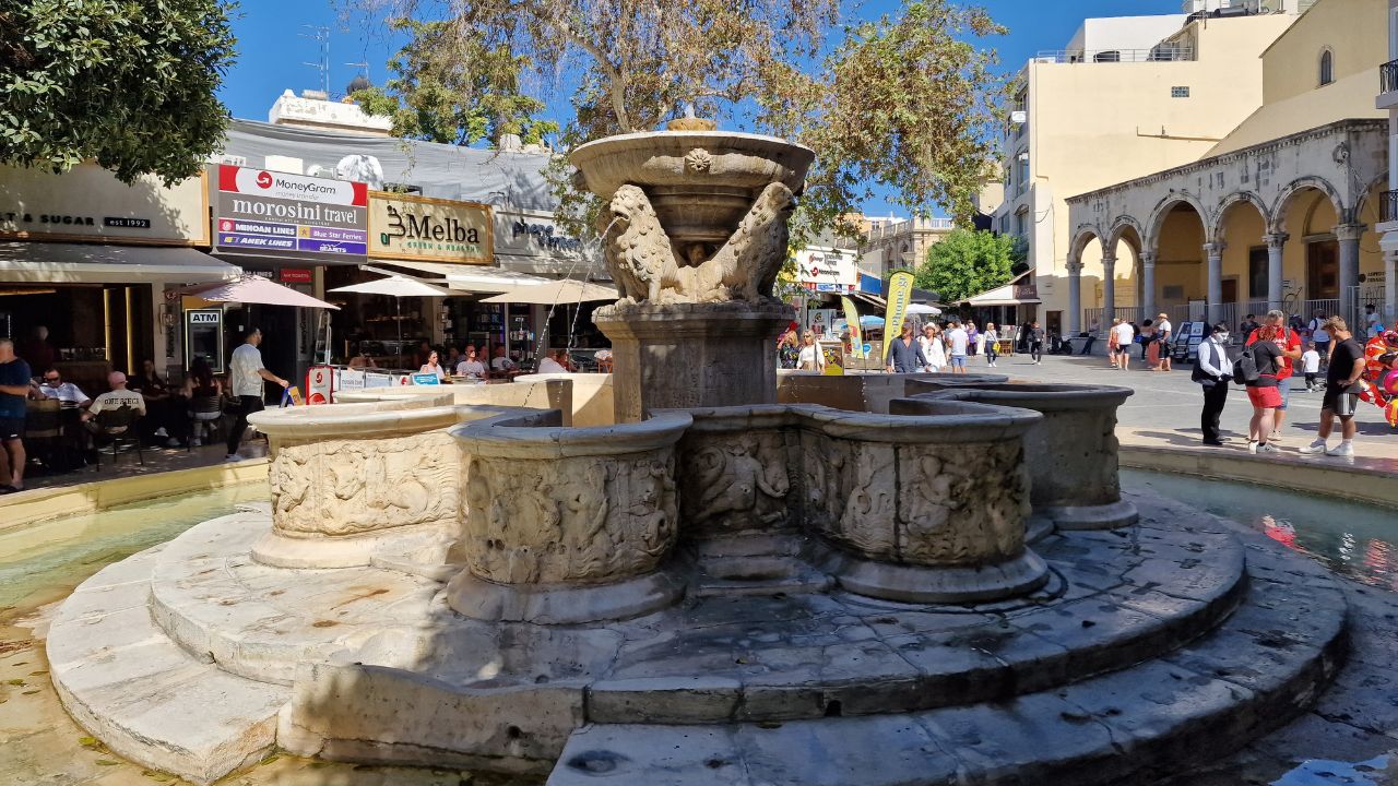 morosini fountain heraklion